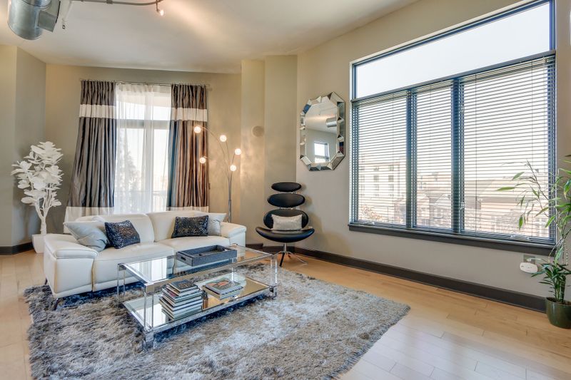 205 31st Ave N #202, Nashville, TN 37203