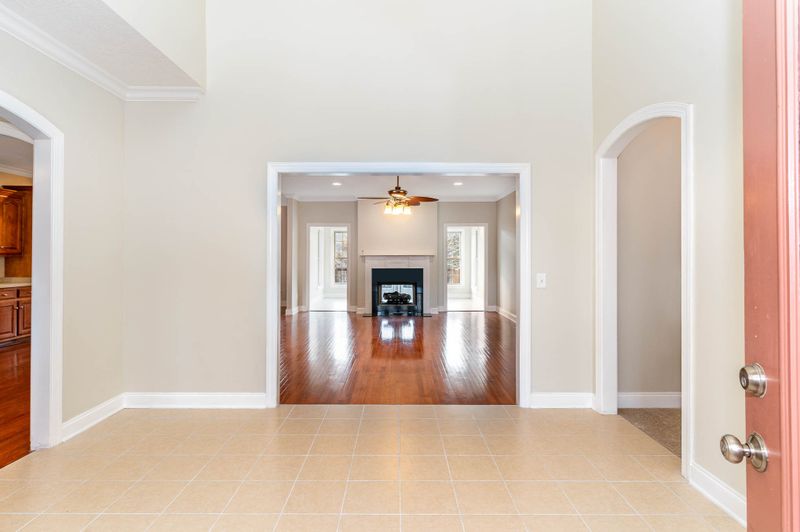 1007 Del Ray Trl NE, Hendersonville, TN 37075