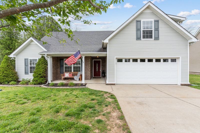 813 Fleming Farms Dr, Murfreesboro, TN 37128