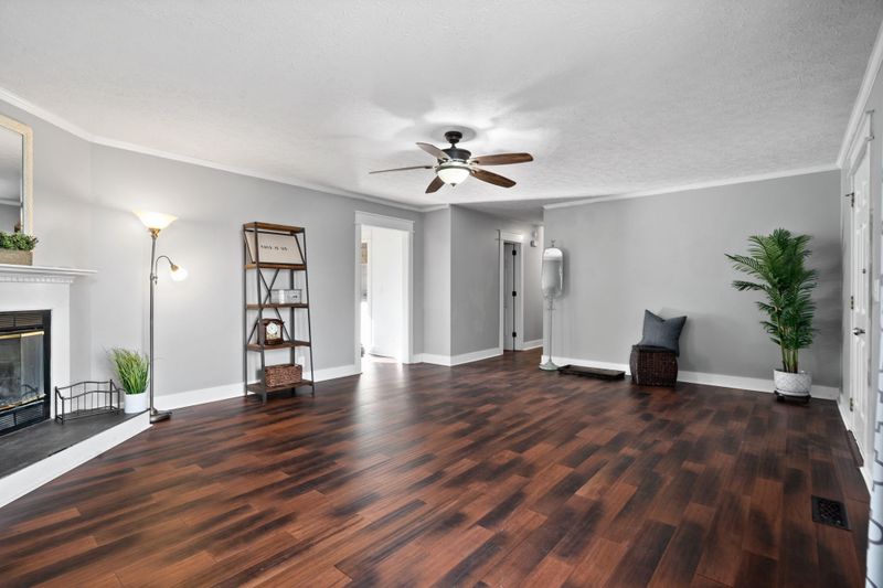4037 Creekside Dr, Nashville, TN 37211