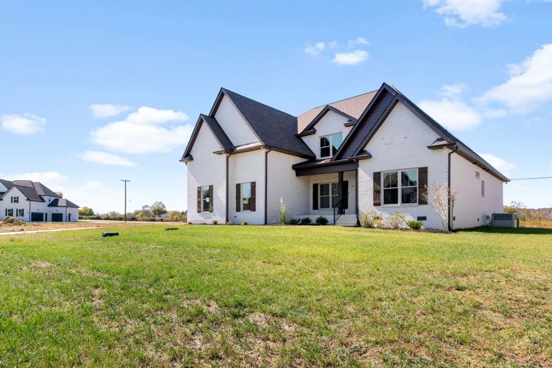 2716 Carousel Dr, Murfreesboro, TN 37128