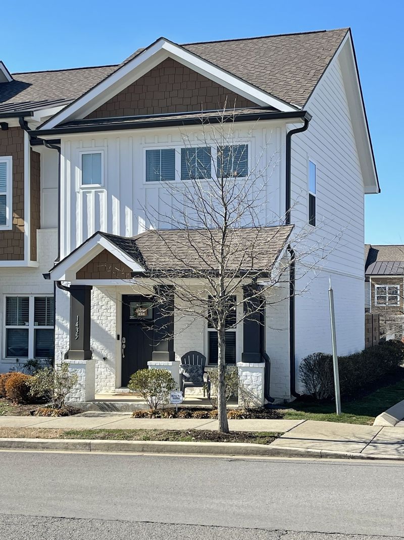 1435 57th Ave N, Nashville, TN 37209