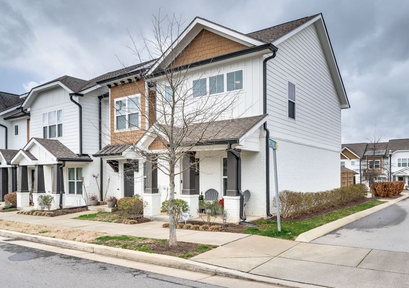 1435 57th Ave N, Nashville, TN 37209