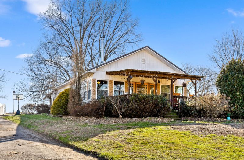 1088 County Rd 748, Ider, AL 35981