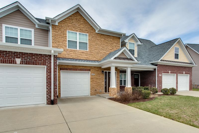 2342 N Tennessee Blvd #1402, Murfreesboro, TN 37130