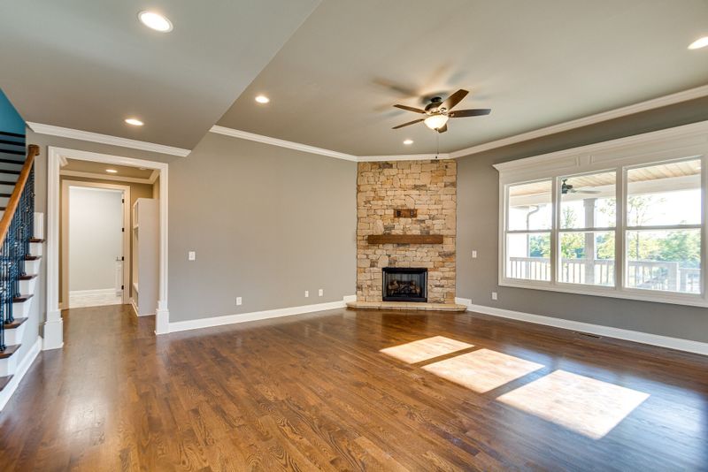 1016 Abbey Road Way, Spring Hill, TN 37174