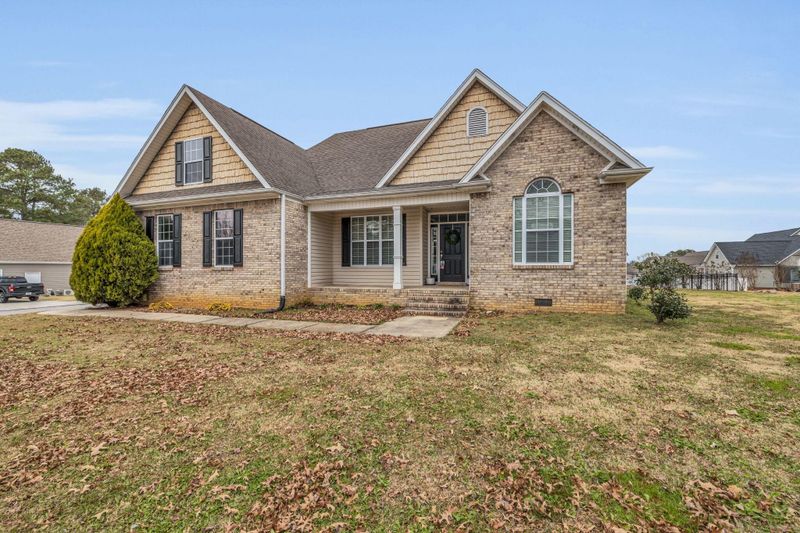 14 Hunting Ridge Cir, Rock Spring, GA 30739