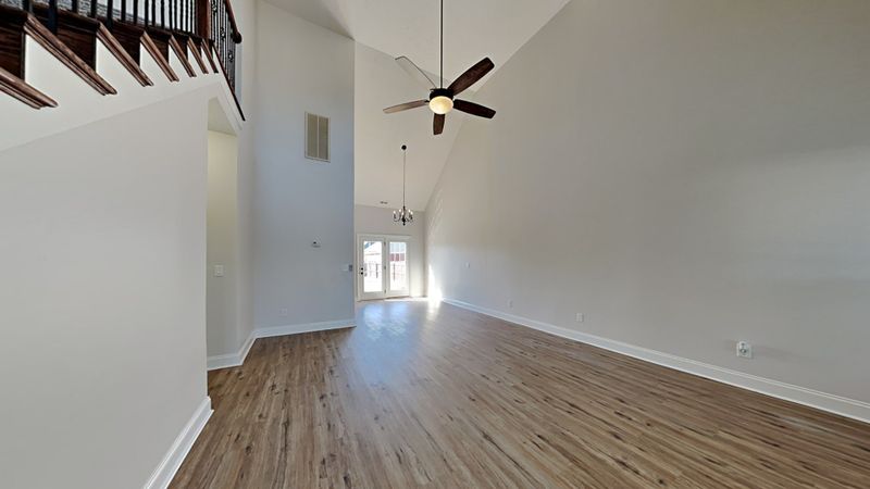 135 Drema Ct, Murfreesboro, TN 37127