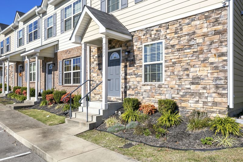 2007 Pinecrest Dr, Nashville, TN 37211