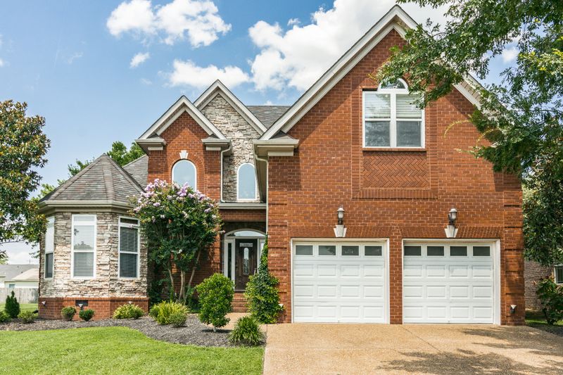 1001 Stonehollow Way, Mount Juliet, TN 37122