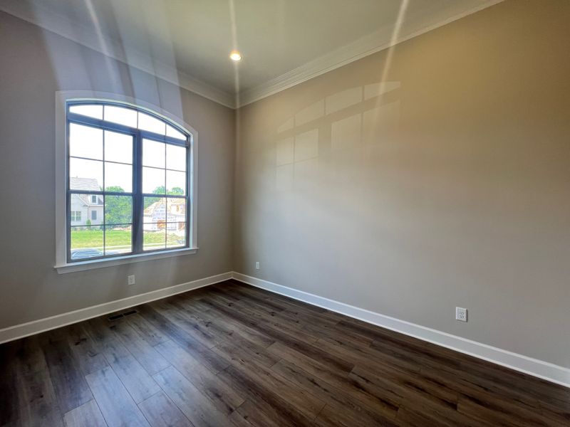 1020 Sinatra Dr, Nolensville, TN 37135