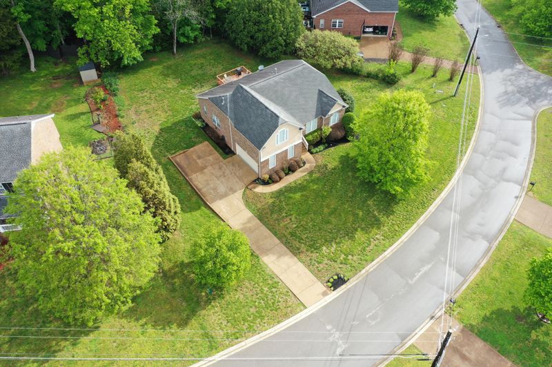 1654 Allendale Dr, Nolensville, TN 37135