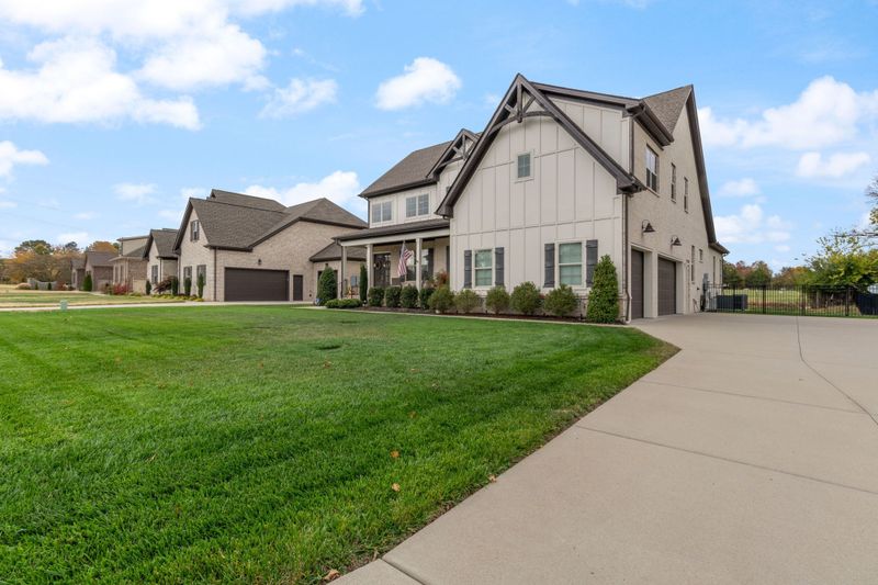 7108 Springwater St, Smyrna, TN 37167