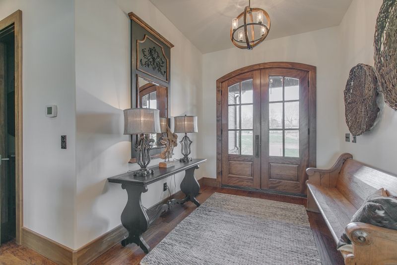 2942 Lascassas Pike, Murfreesboro, TN 37130