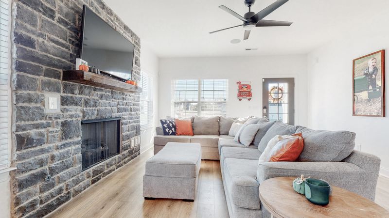 419 Guethlein Dr, Mount Juliet, TN 37122