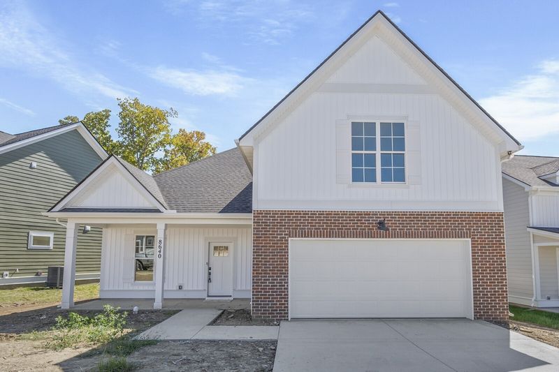 8640 Lawson Dr, Antioch, TN 37013