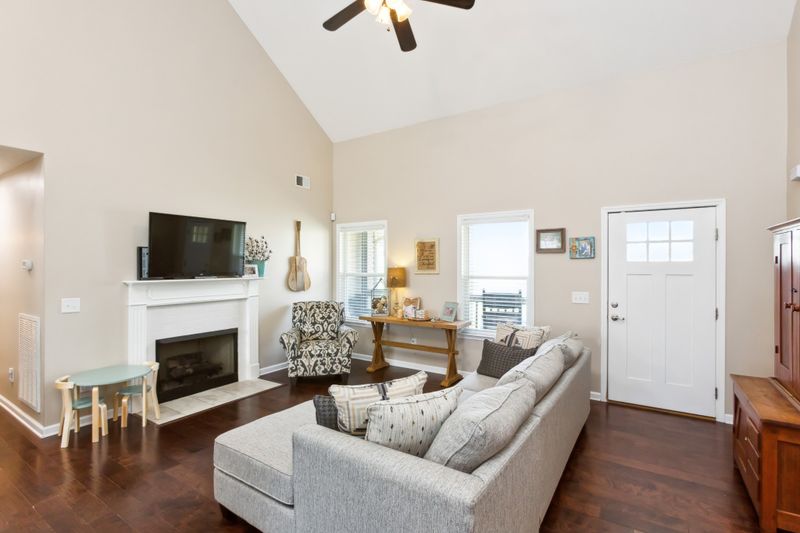 103 N Carson Ct, White House, TN 37188
