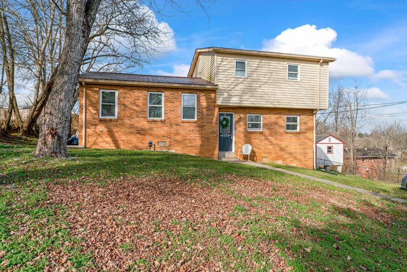 227 Elm St, Carthage, TN 37030