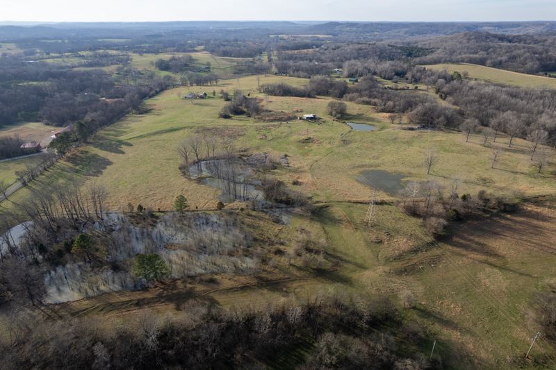 0 Old Tva Rd, Columbia, TN 38401