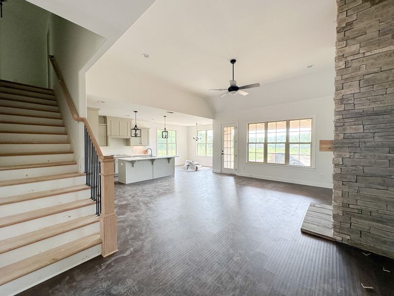 960 Luxborough Dr, Hendersonville, TN 37075