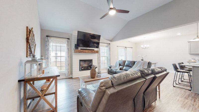 240 Fieldstone Ln, Springfield, TN 37172