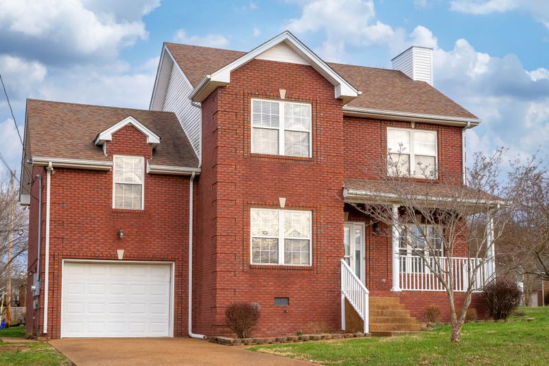6000 Indian Ridge Blvd, White House, TN 37188