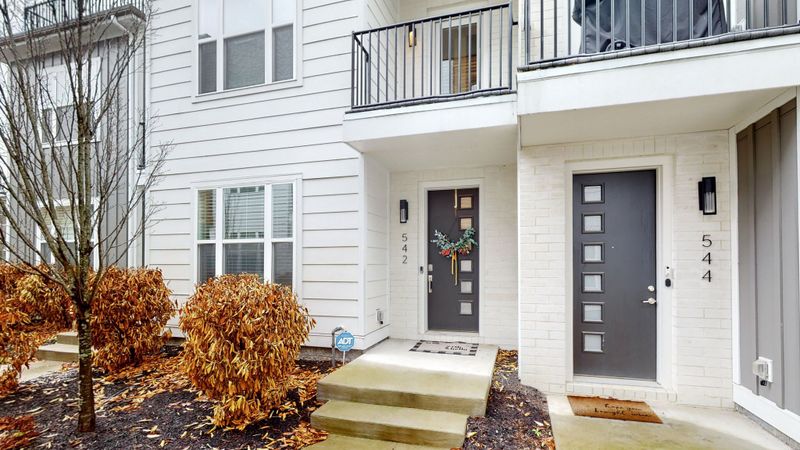 542 Vernon Cir, Nashville, TN 37209