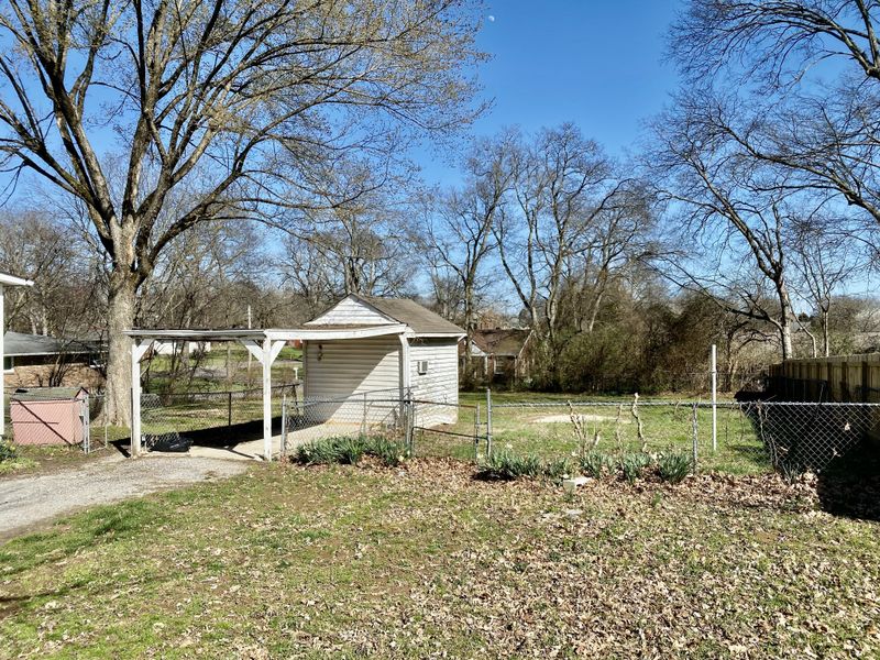 201 Shivel Dr, Hendersonville, TN 37075