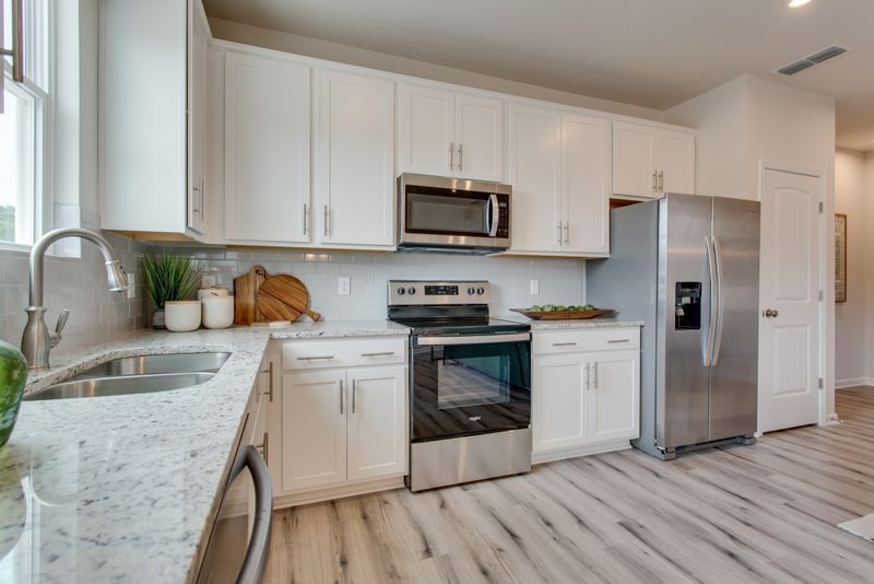 1208 Foxton Ln, Antioch, TN 37013