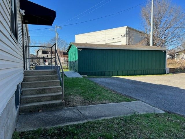 2821 Erica Pl, Nashville, TN 37204