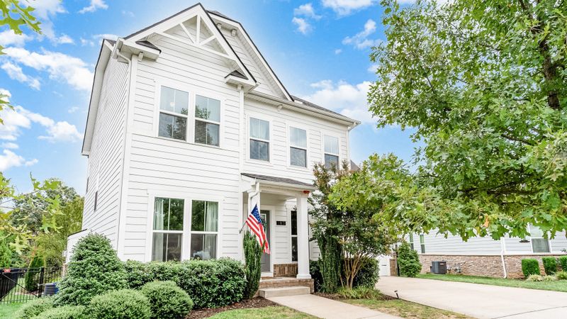 103 Crystal Falls Cir, Franklin, TN 37064