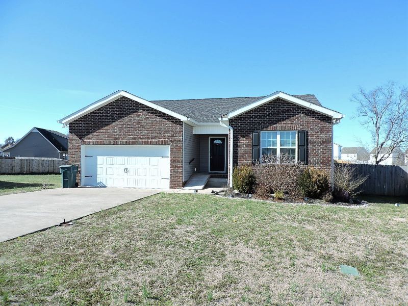 14 Andy Cir, Lebanon, TN 37087