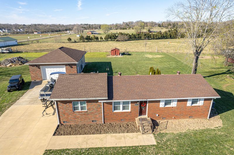 6951 Hickory Ridge Rd, Lebanon, TN 37090