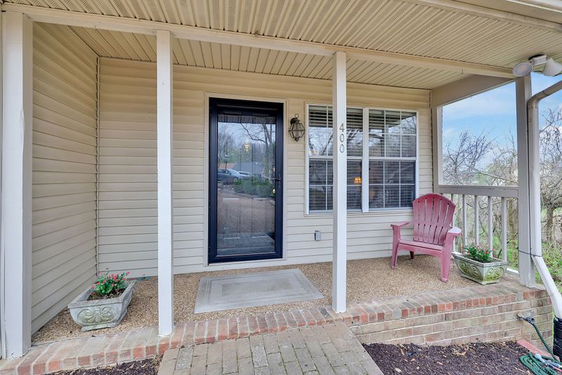 400 Hill Rd, Nashville, TN 37220