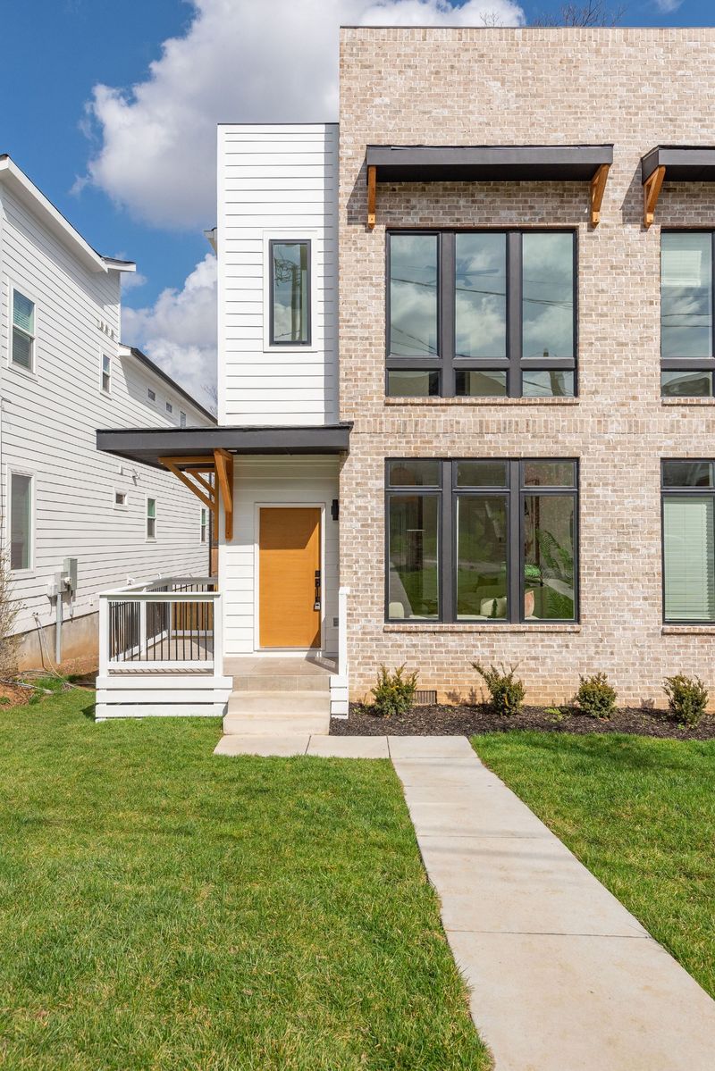 1716 Nubell St, Nashville, TN 37208
