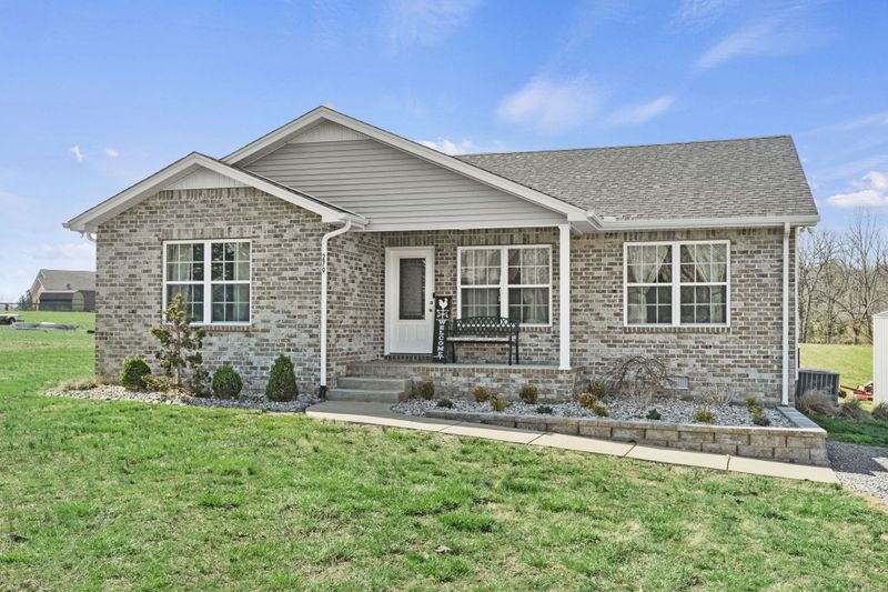 279 S Ray Rd, Portland, TN 37148