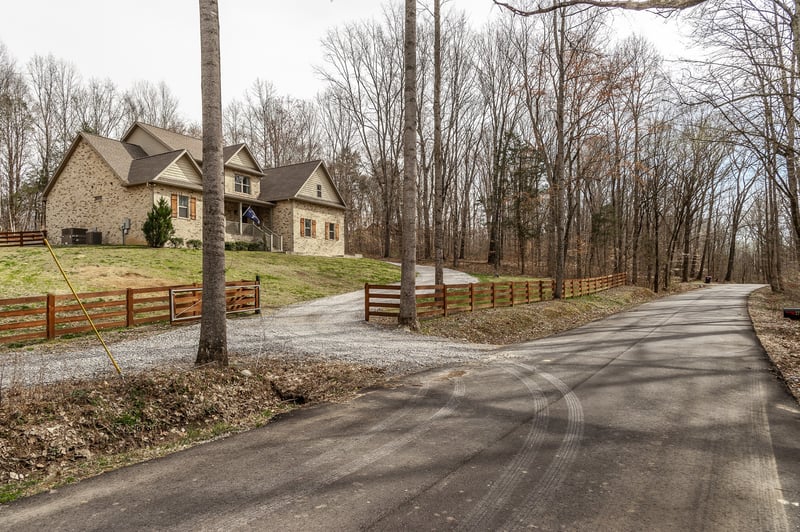 2719 Heights Circle Dr, Greenbrier, TN 37073