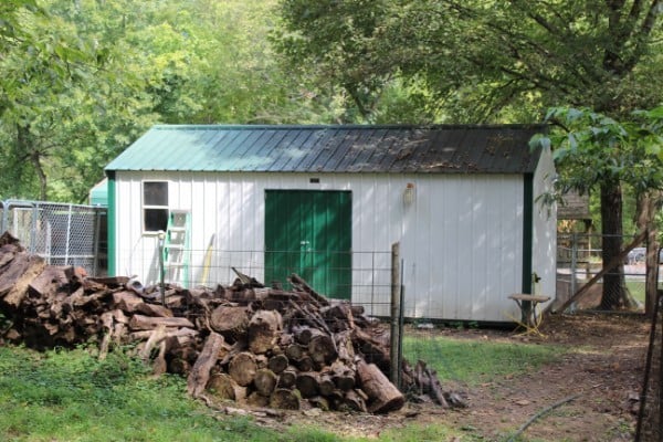 204 Green Hill Rd, Pleasant Shade, TN 37145