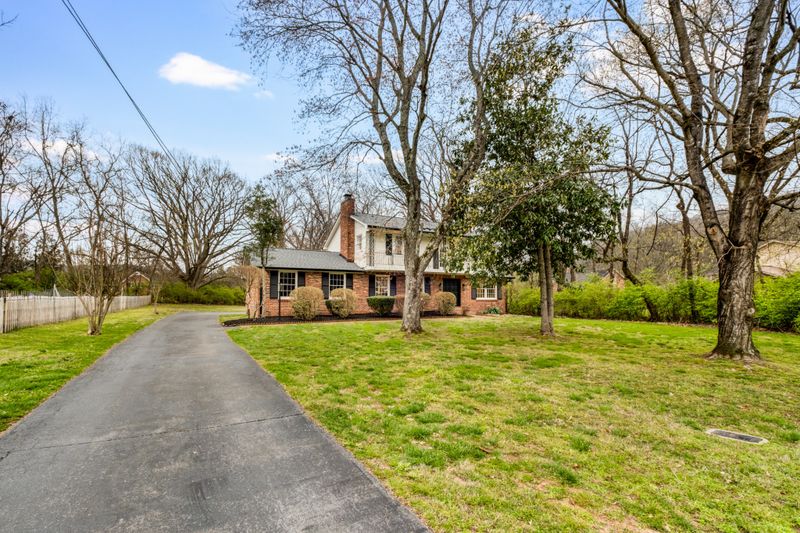 122 Poteat Pl, Franklin, TN 37064