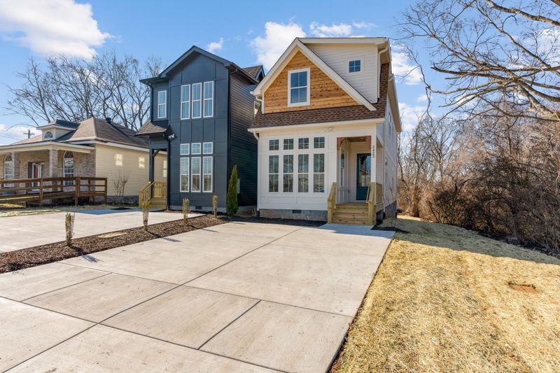 2423 14th Ave N, Nashville, TN 37208