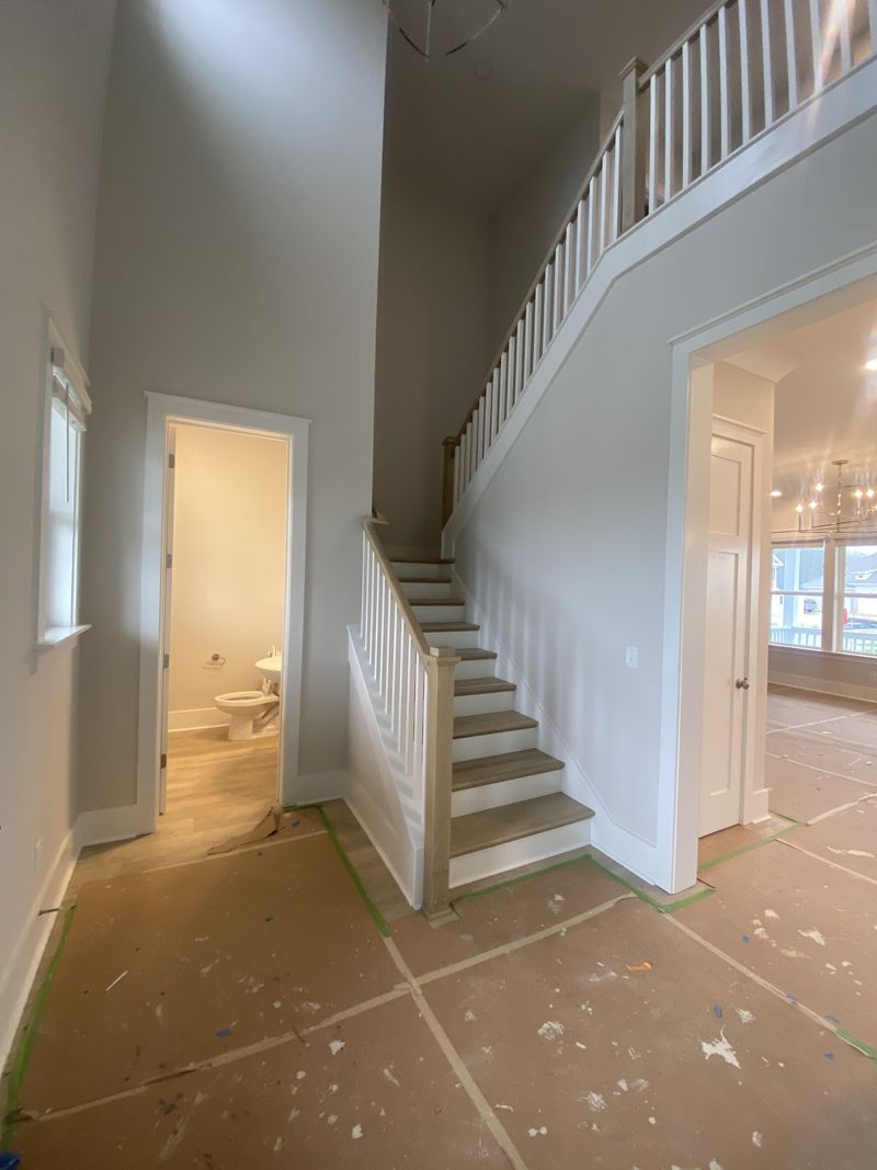1041 Pine Creek Dr, Arrington, TN 37014