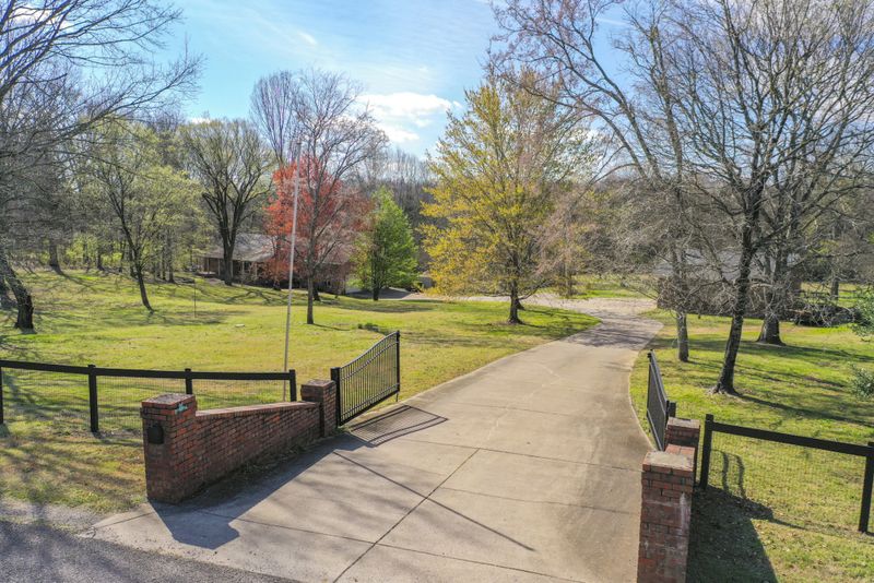 448 Sw Cook Rd, Mount Juliet, TN 37122