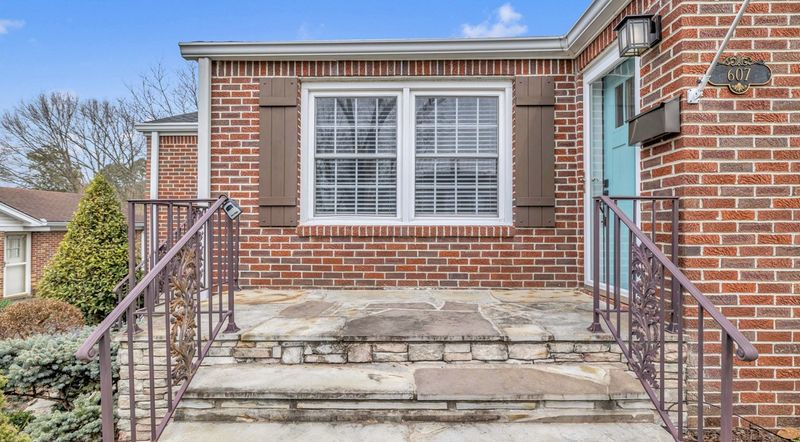 607 Jackson Ave, Carthage, TN 37030