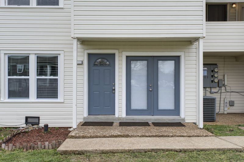 810 Bellevue Rd #125, Nashville, TN 37221