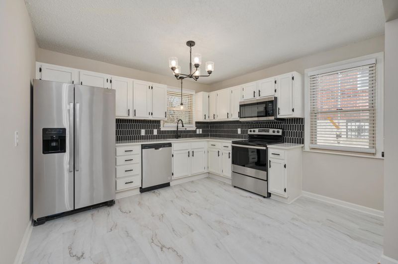 2506 Oakwood Ave, Nashville, TN 37207