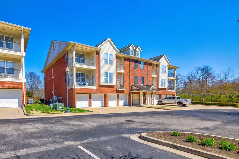 3201 Aspen Grove Dr #D9, Franklin, TN 37067
