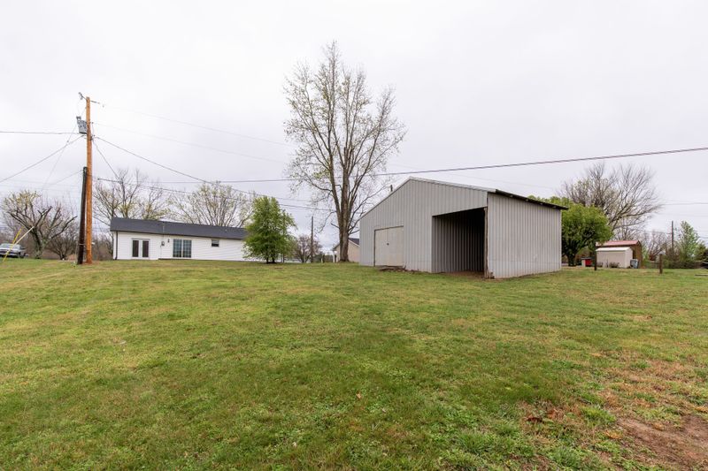 2255 Bearwallow Rd, Ashland City, TN 37015