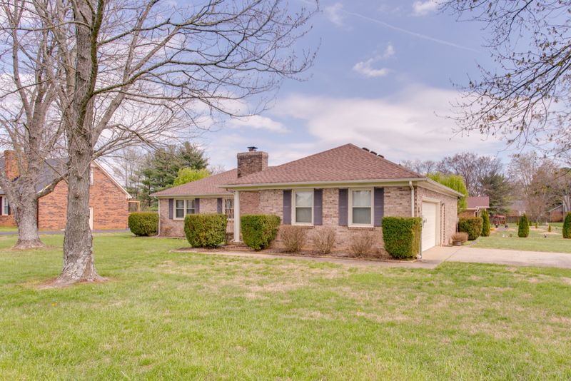 532 Sharondale Dr, Murfreesboro, TN 37129