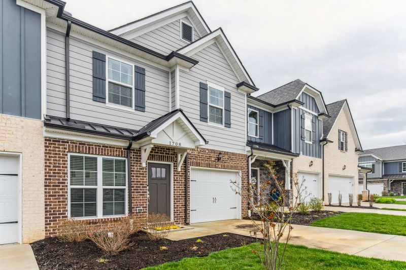 1708 Bethel Ln, Murfreesboro, TN 37129