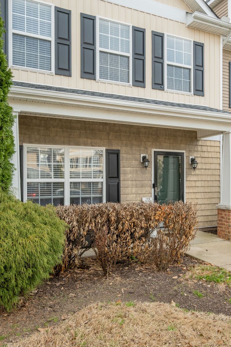 284 Meigs Dr #J68, Murfreesboro, TN 37128